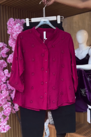 🌺Maroon Floral-Embroidered Cotton Kurta Top with Black Pants – Elegant Everyday Ethnic Wear