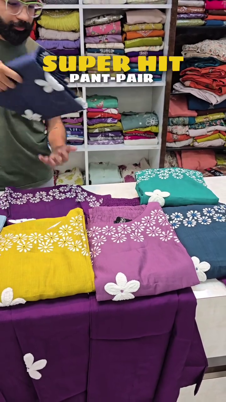 Super Hit Floral Appliqué Navy Blue Cotton Kurti and Pant Pair with Bold White 3D Flower Motifs - Image 2