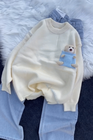 🧸 Teddy Pocket Knit Pullover – Cute Bear Accent & Soft Creamy Yarn