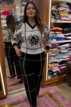 🖤Luxe Baroque-Inspired V-Neck Sweater & Grid Patterned Flared Pants – Statement Winter Fashion Set