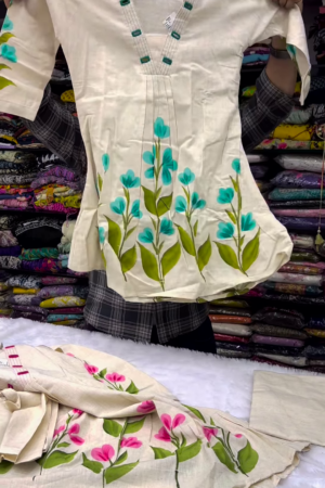 Elegant Off-White Kurti – Hand-Painted Floral Charm