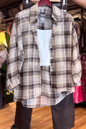 🤎 Flannel Fever – Where Chill Meets Chic 🤍