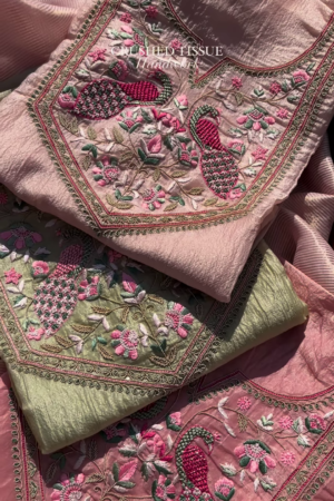 Noor-e-Nazaakat – Crushed Tissue Handwork Kurta Set