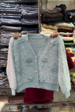 🤍 Ivory Rose Luxe Fuzzy Cardigan – Elegant Winter Charm 🤍