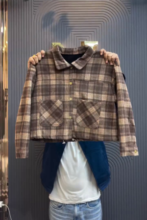 🤎 Vintage Plaid Crop Jacket – Cozy Chic Everyday Essential 🤎