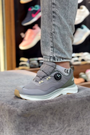 UrbanGrip™ Dial-Fit Sneakers – Lightweight Comfort, Premium Street Style (Unisex) 👟✨