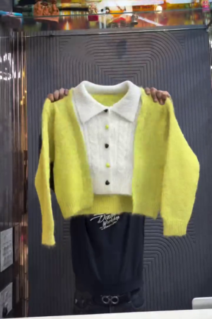 💛✨ Lemon Pop Cropped Cardigan Shirt – Cute, Cozy & Trendy 😍🍋