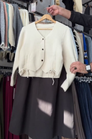 🤍✨ Pearl Snow Tie-Waist Cardigan – Soft Elegant Crop Knit for a Chic Look 🎀🧶