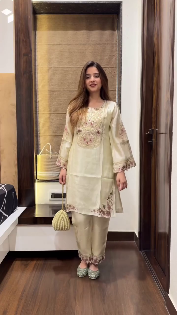 ✨ Boho Farsi Mirror Work Tissue Shimmer Suit – Sparkle in Elegance ✨ - Image 3