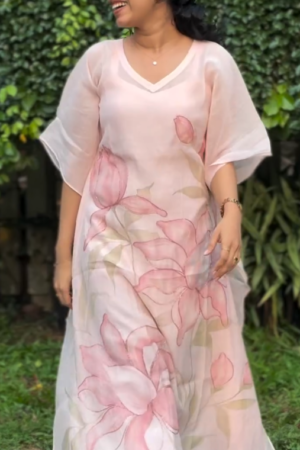 Hand-Painted Lotus Motif Kaftan Dress – Artisanal Elegance by The Âme Stories