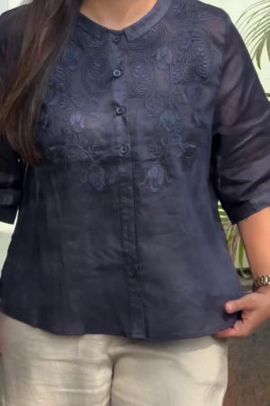 Manan Design Kisa Hand-Embroidered Beige Linen Kurta – Elegant Artisanal Craftsmanship