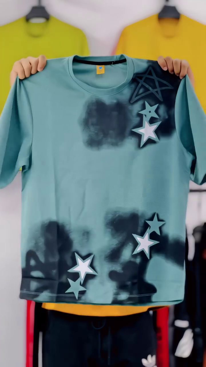 Urban Star Graphic Oversized T-Shirt – Trendy Casual Streetwear - Image 2