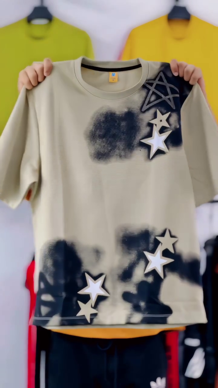 Urban Star Graphic Oversized T-Shirt – Trendy Casual Streetwear - Image 5