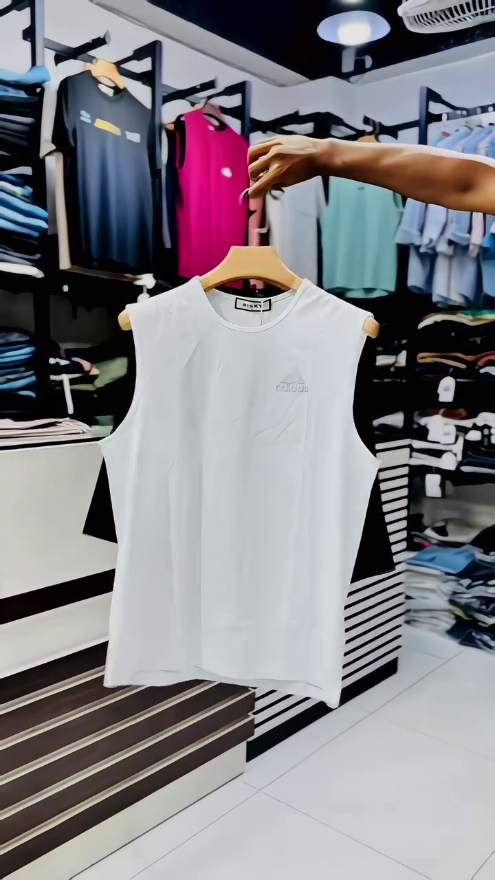 Classic Sleeveless Athletic Tank – Minimal Sporty Casual Wear - Image 5