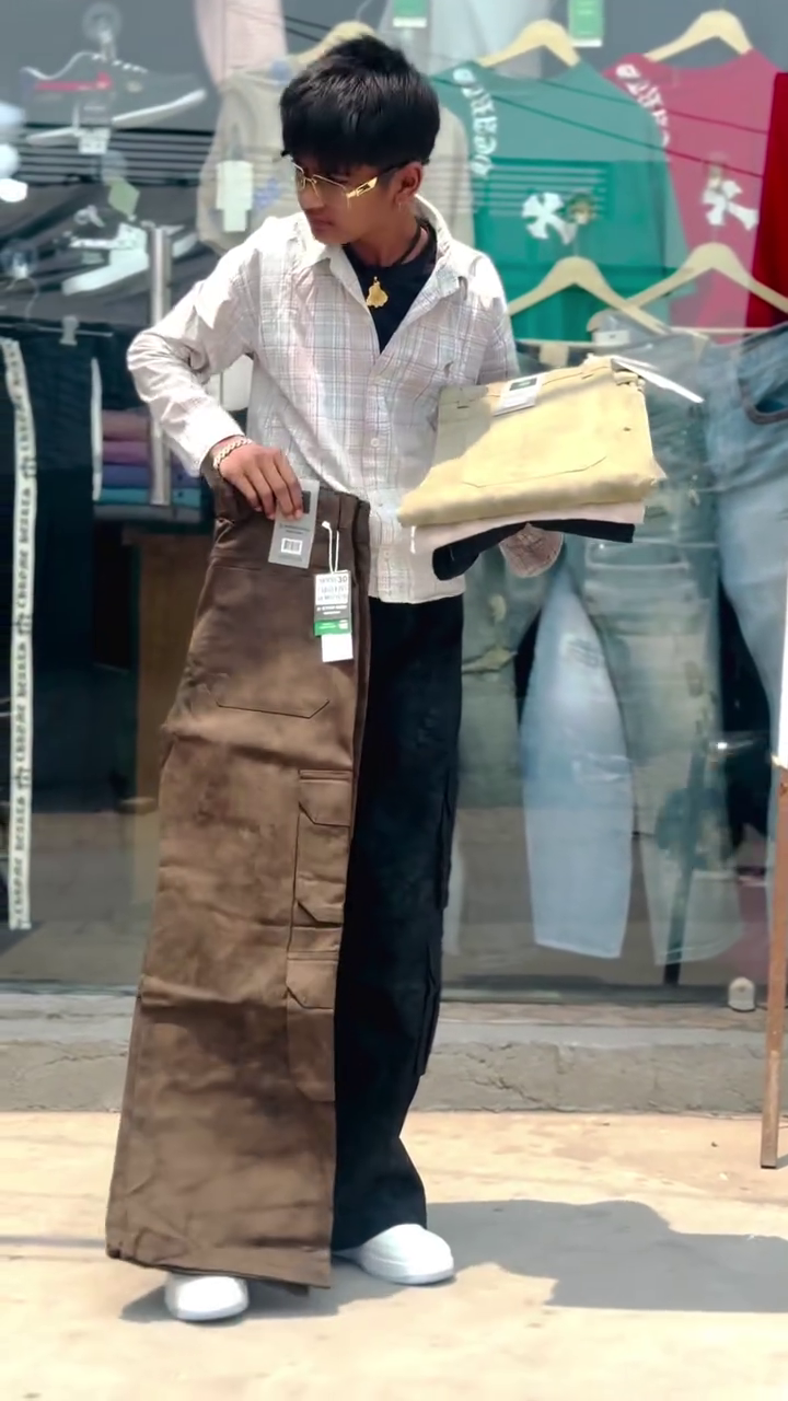 Utility Cargo Wide-Leg Pants – Stylish Modern Streetwear Bottoms