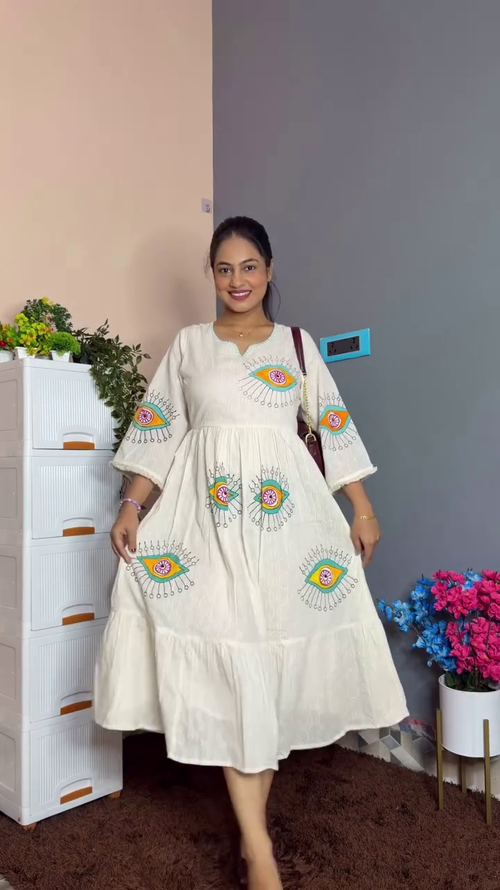 Embrace Timeless Grace with This Elegant Embroidered Maxi Dress for Effortless Everyday Charm - Image 4