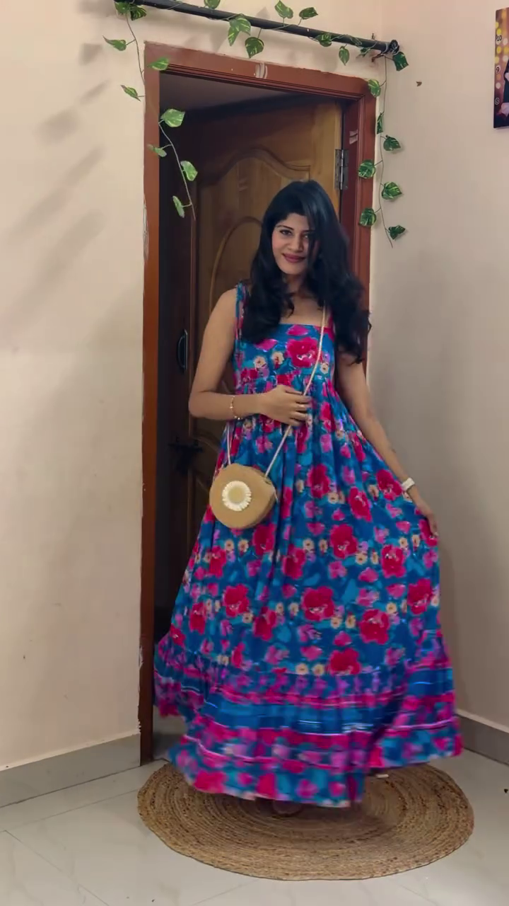 Effortlessly Stylish Summer Look with This Floral Maxi Dress and Chic Layered White Shrug Combo - Image 3