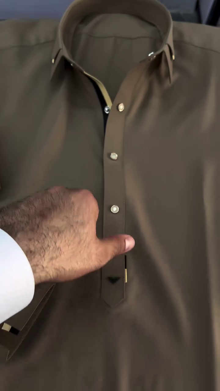 Premium Men's Designer Jubba Thobe | Modern Islamic Traditional Wear - Image 6