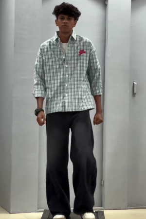 Men's Oversized Checkered Shirt | Casual Full Sleeve Button-Down Plaid Shirt for Streetwear & Everyday Style