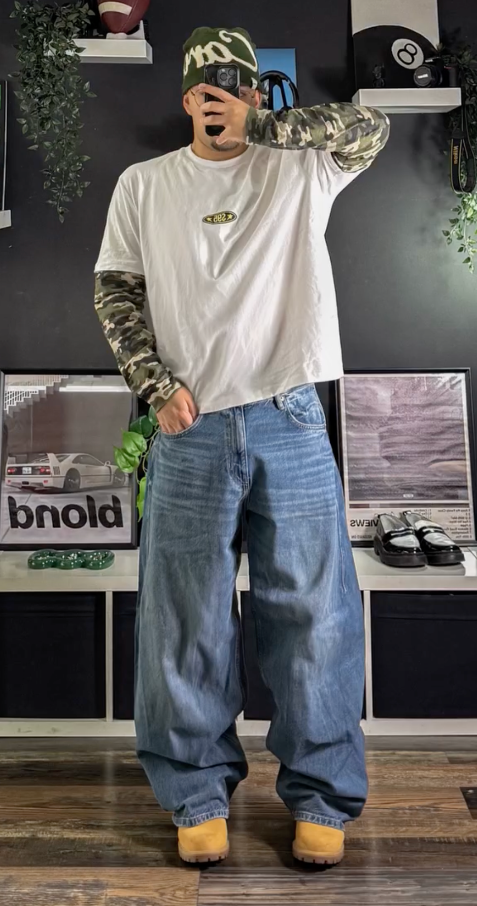 Elevate Your Streetwear Wardrobe with Trendy Oversized Denim and Statement Layering Styles - Image 10