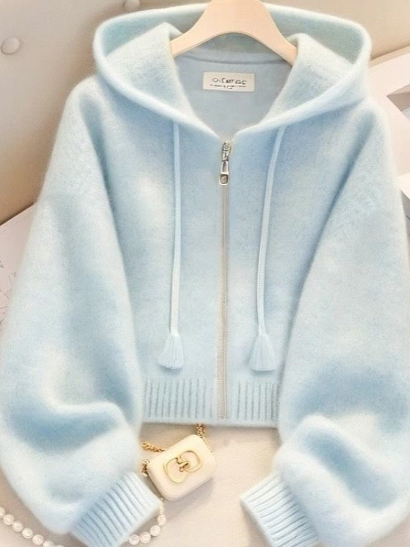 Elegant Cream and Soft Yellow Color-Block Hoodie for Cozy Everyday Style - Image 2